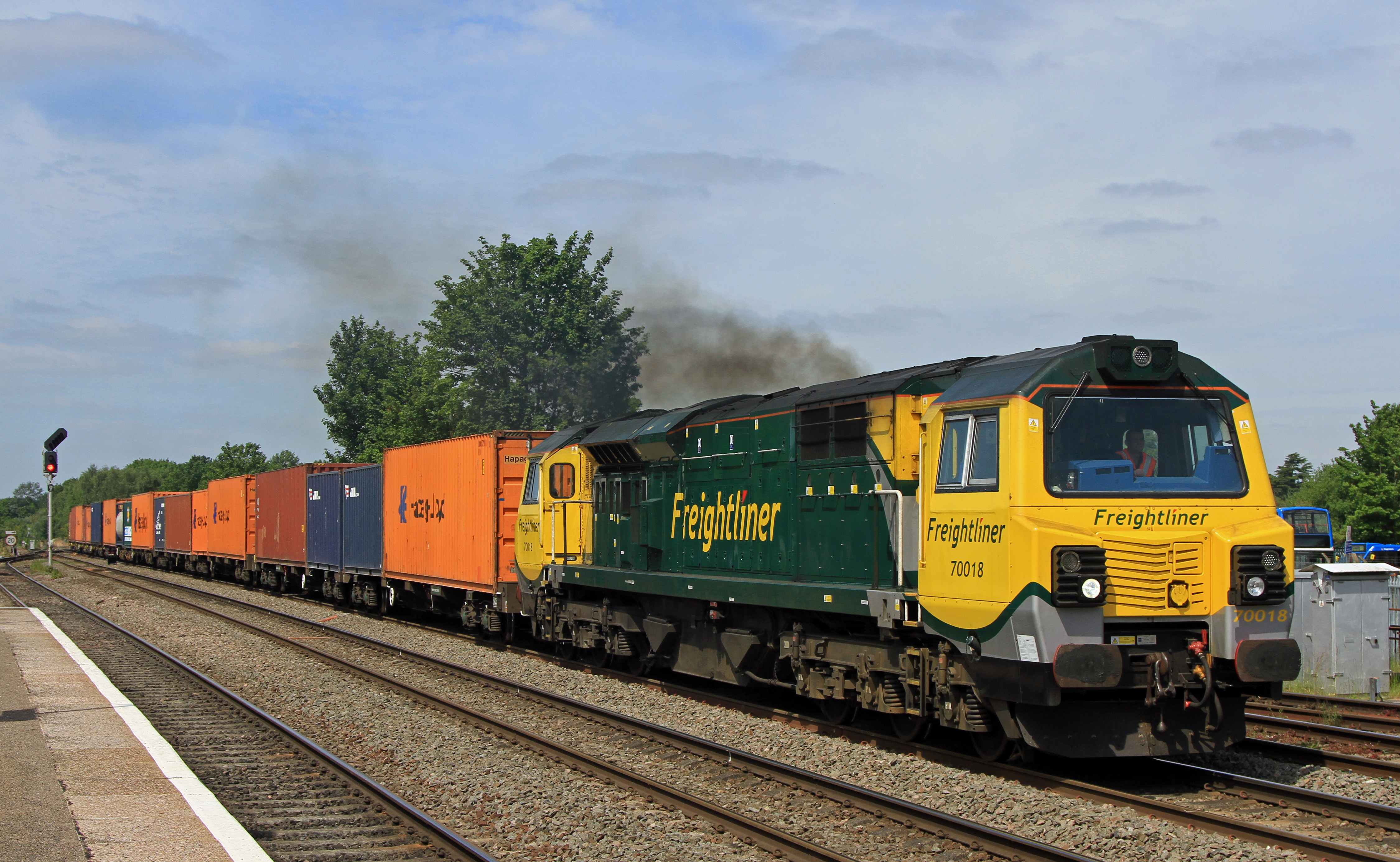 Freightliner logo