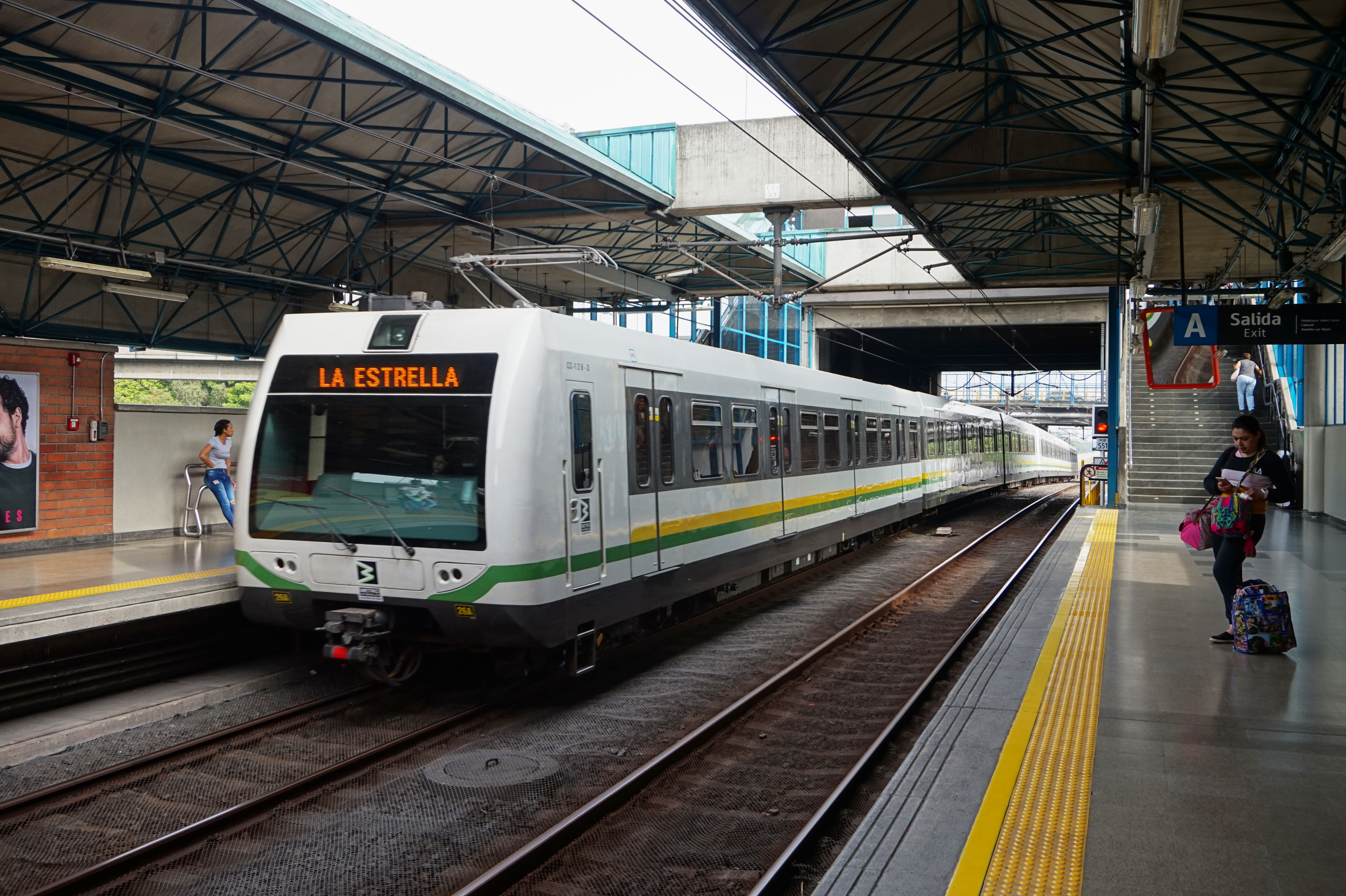 Metro de Medellin Ltda. logo